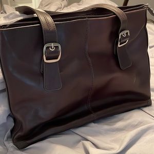 Gun Tote’n Mamas - concealed carry - large handbag/tote
